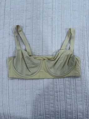 aerie Underwire smoothez Bra in butter Yellow